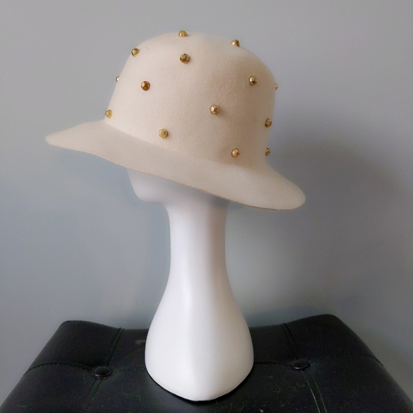 Vintage Capadors Wool Felt Studded Wide Brim Hat - Picture 3 of 6